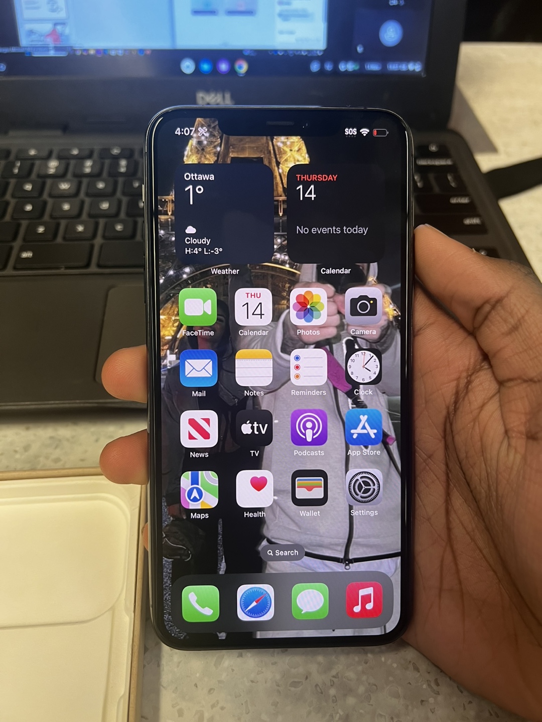 Mint Condition iPhone 11 Pro Max 64GB - photo 2
