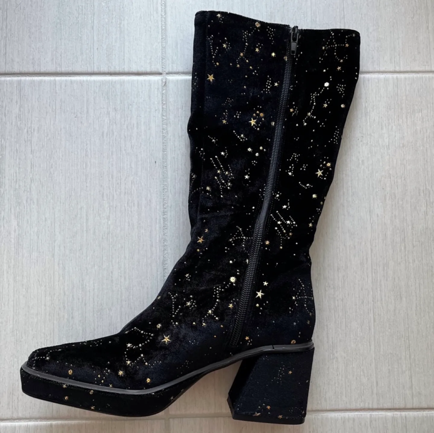 Urban Outfitters Bella Celestial Boot - US Size 6/EU size 37 image indicator(5)