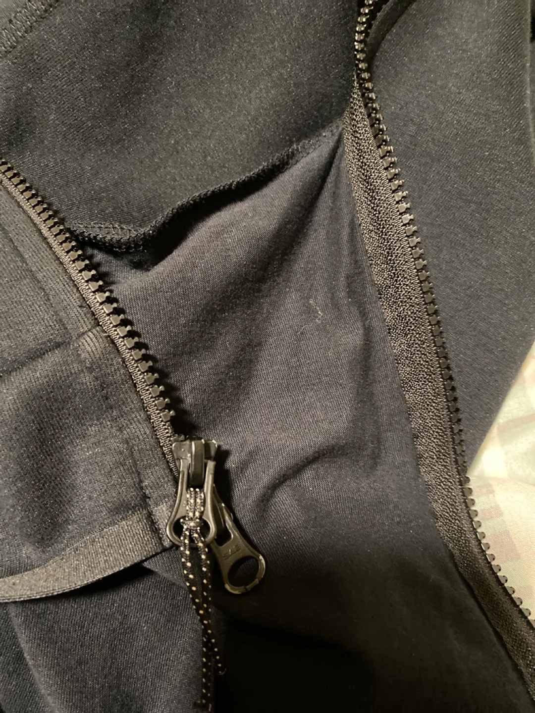 Nike Tech Fleece Zip Up Hoodie - Size XL image indicator(3)