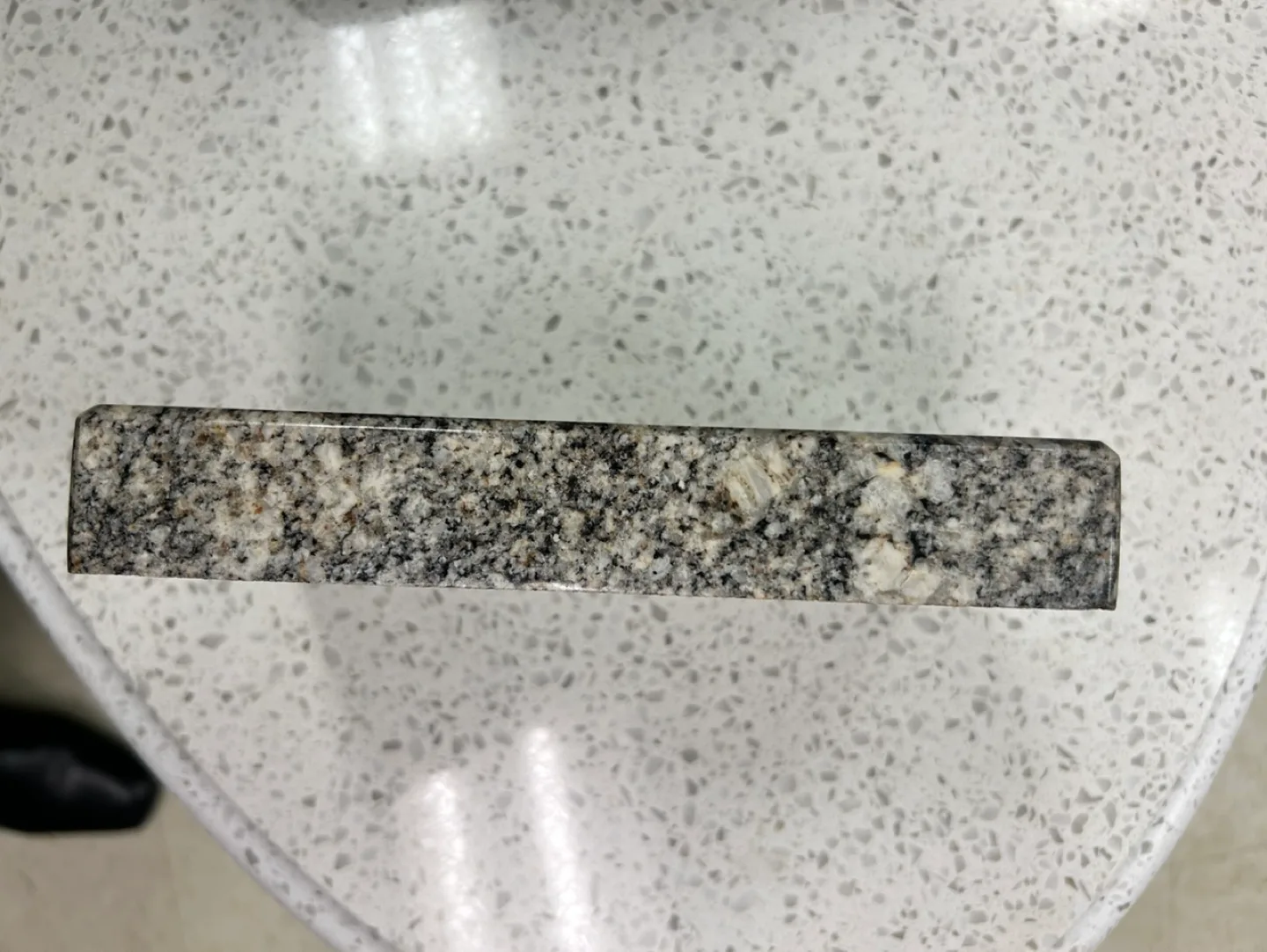 Granite soap holder image indicator(2)