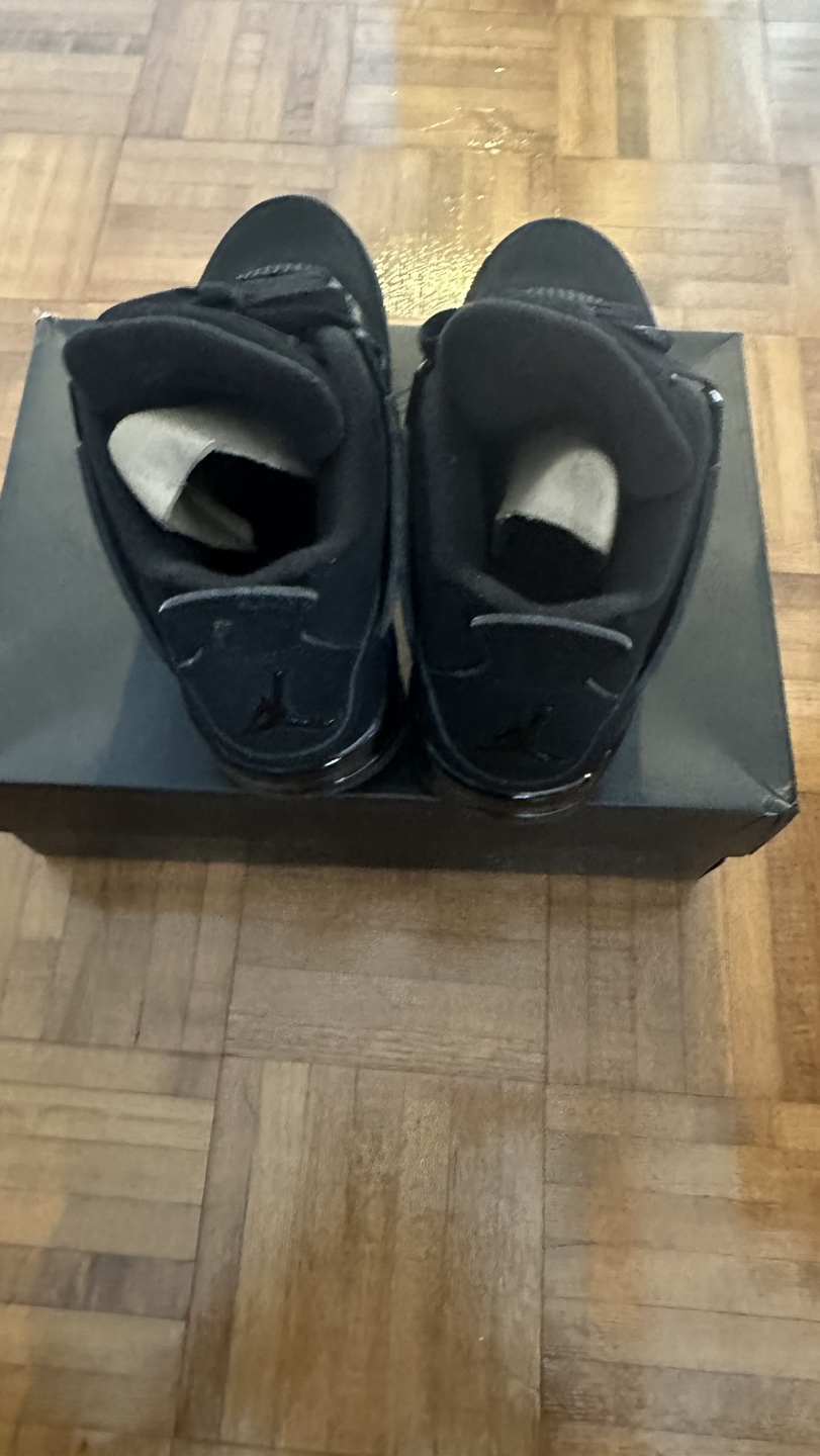 Air Jordan 4 Retro Black cats - photo 4