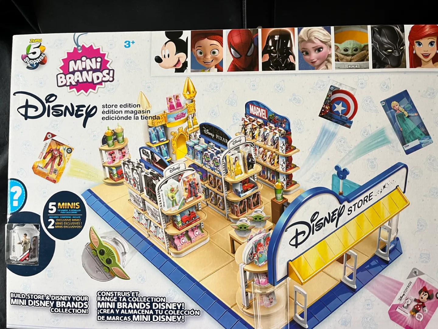 BNIB Disney Store Mini Brands Playset with 5 Mystery Minis thumbnail