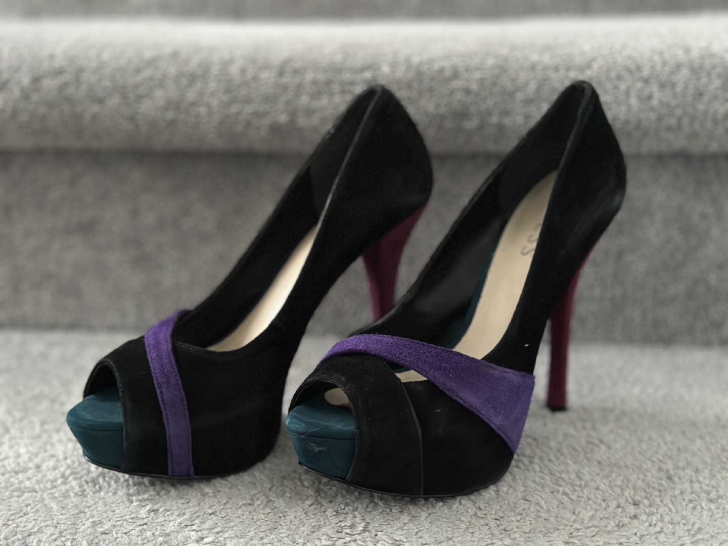 Guess Black and Purple Suede Heels