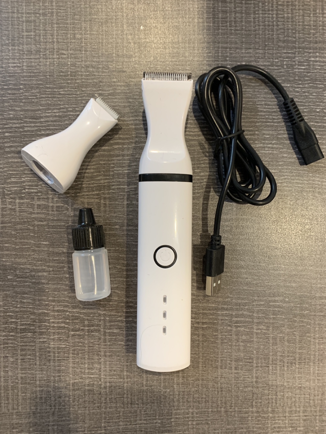 Pet fur clipper / trimmer