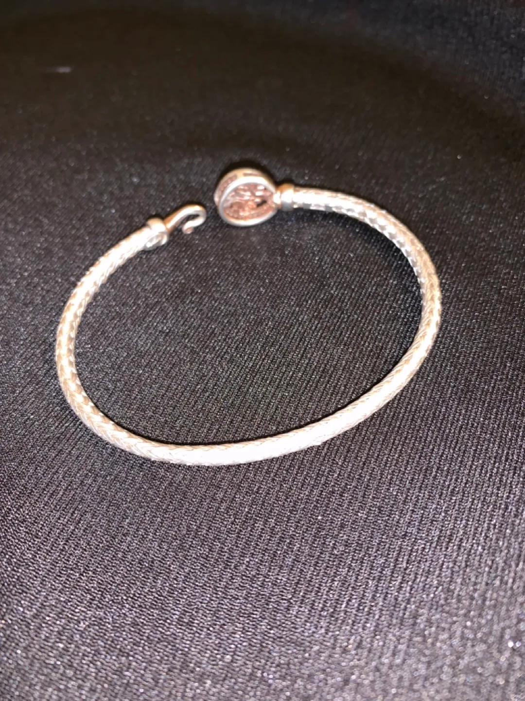Silver Bracelet image indicator(2)