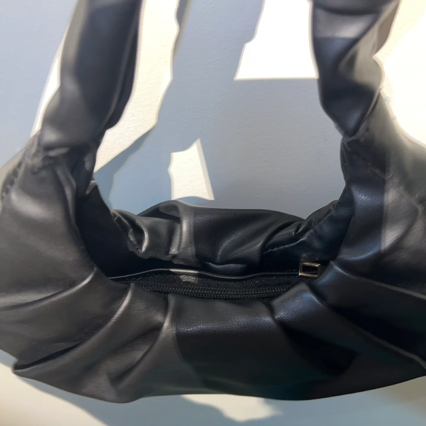 Black  Baguette Handbag image indicator(4)