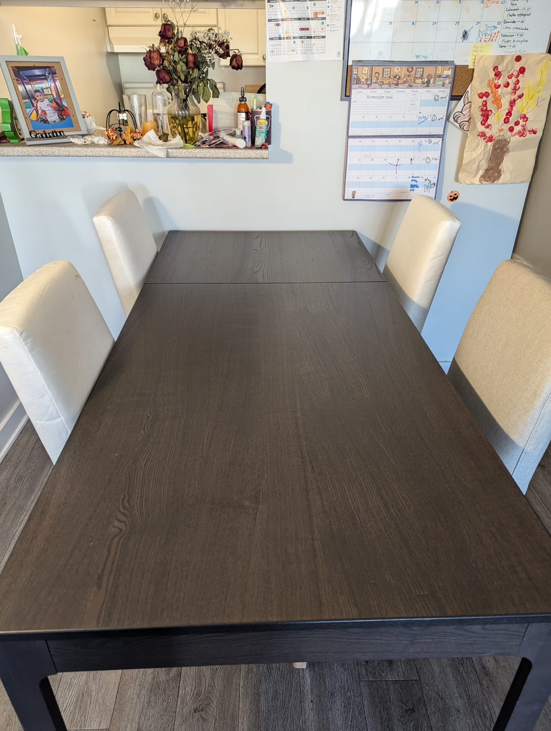 Extendable table dark brown and 4 chairs