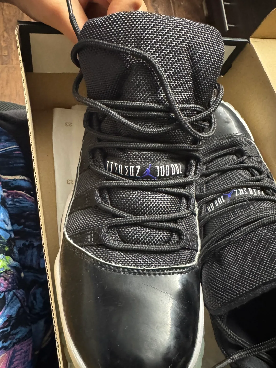 Air Jordan 11 Retro BG (Space Jams) image indicator(2)