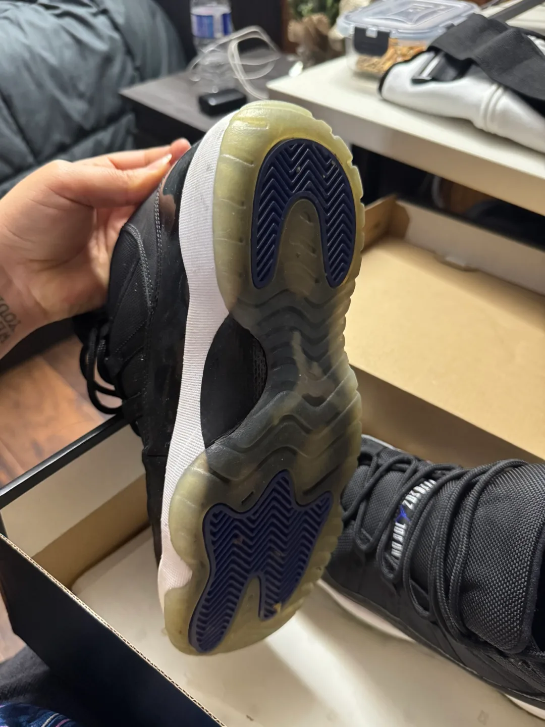 Air Jordan 11 Retro BG (Space Jams) image indicator(4)