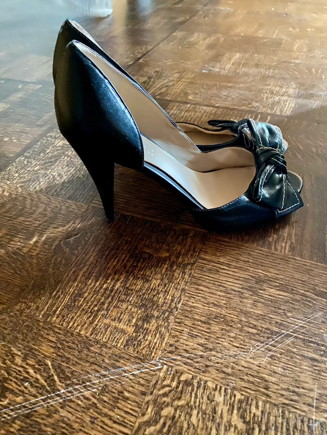 Black Guess Peep Toe Heels image indicator(2)