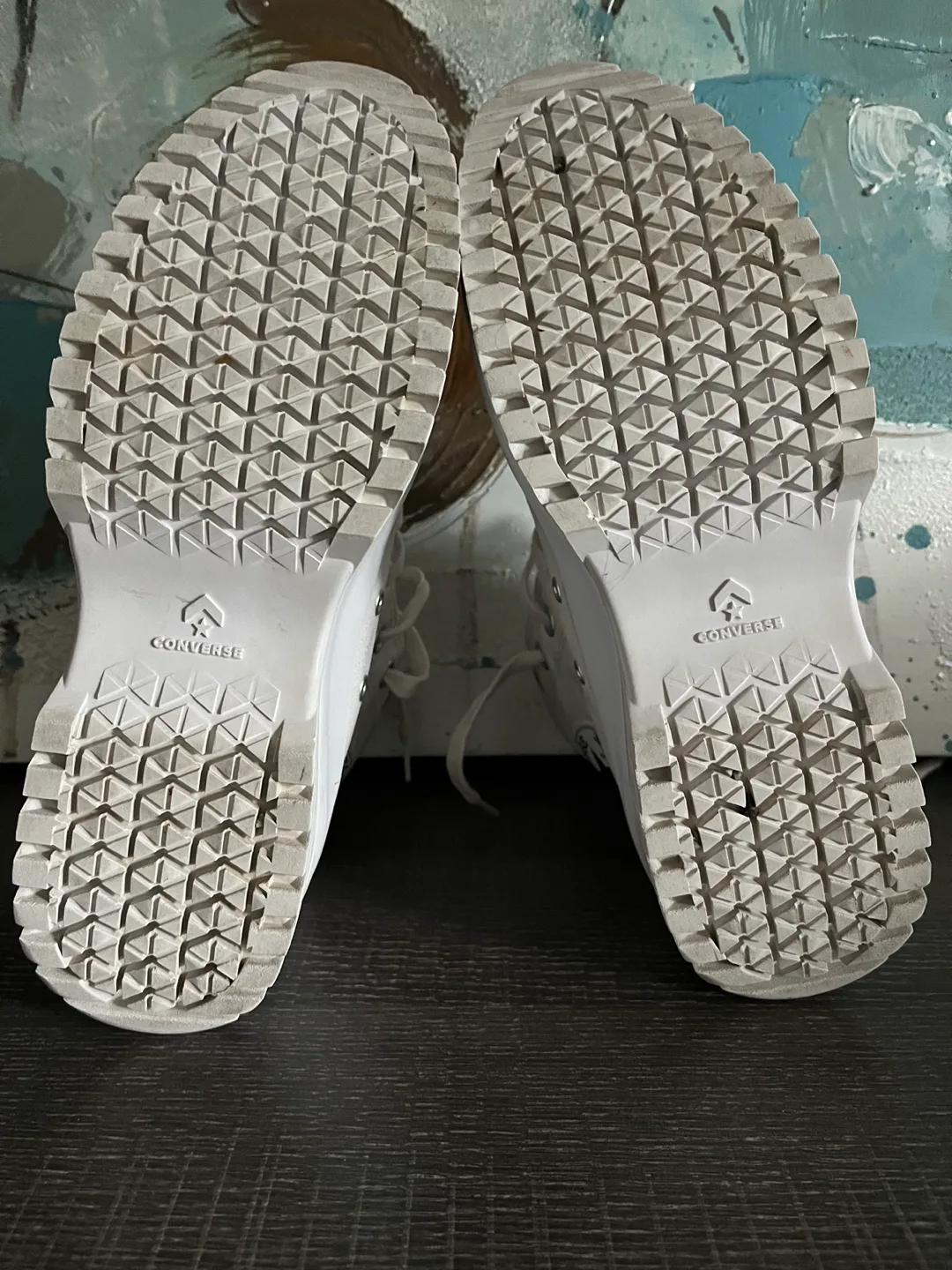 Converse White Platform High Tops image indicator(5)