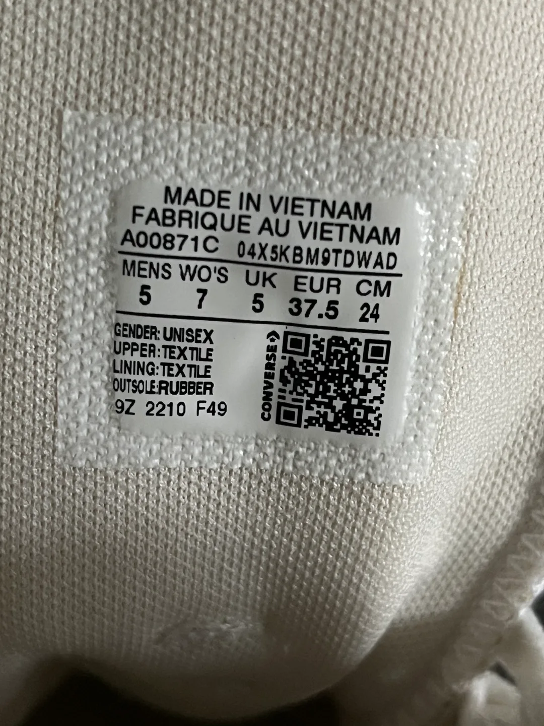 Converse White Platform High Tops image indicator(6)