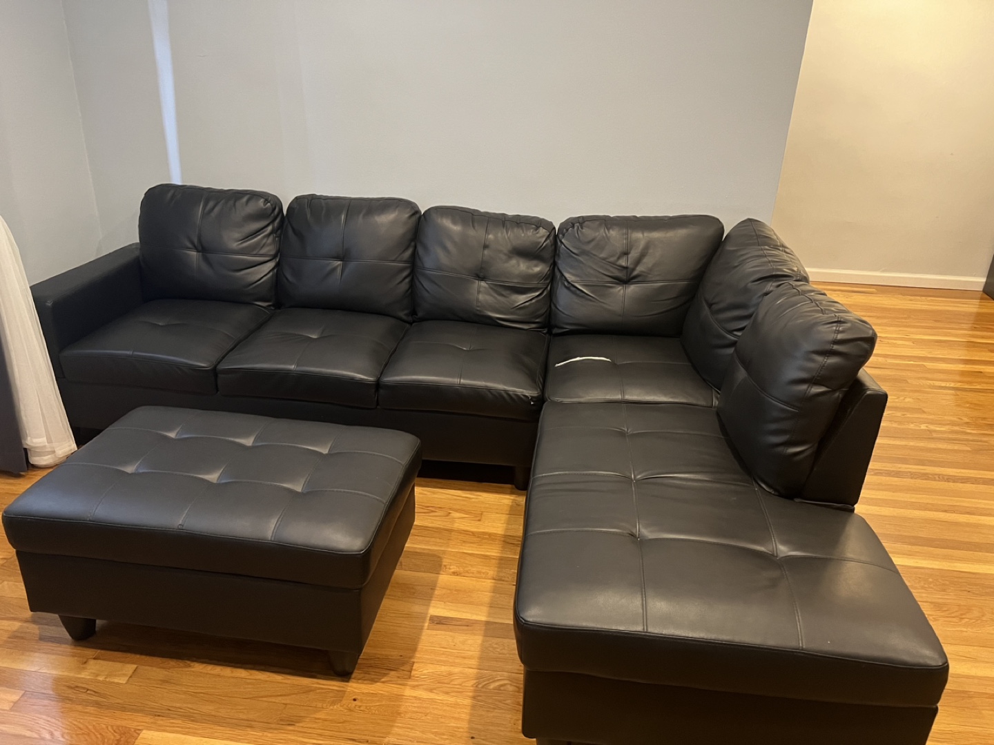 Black Sectional Sofa with Ottoman