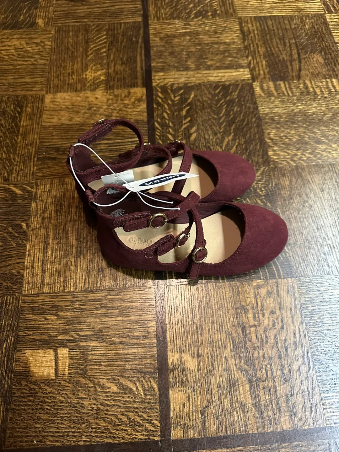 Old Navy Girls Burgundy Buckle Ballet Flats Size 9 image indicator(2)