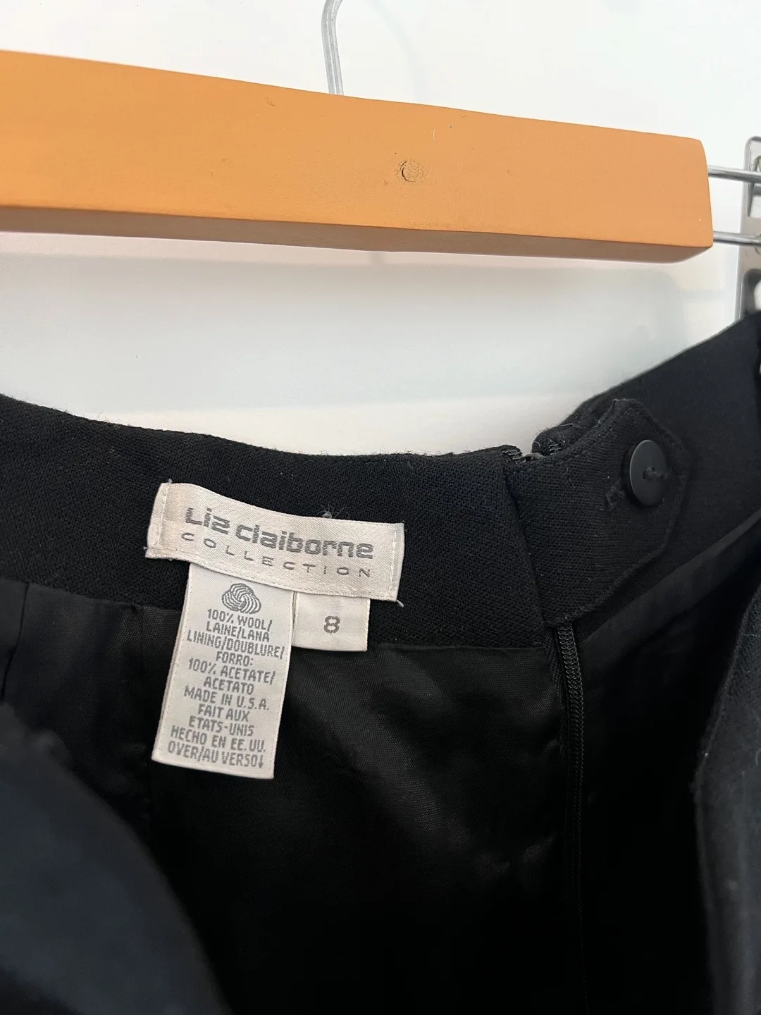 100% Wool Vintage Liz Claiborne Black Pencil Skirt Size 8 image indicator(2)