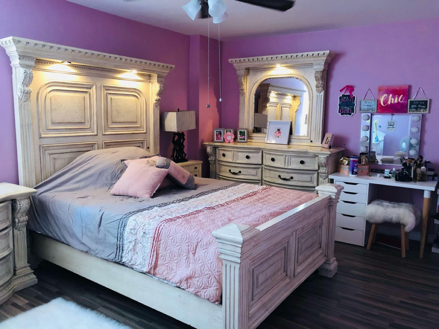 Queen Size Bedroom Set