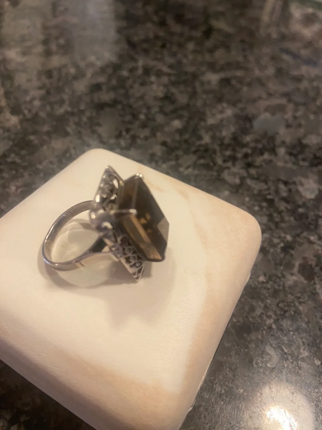 Vintage Smoky Quartz Ring image indicator(2)