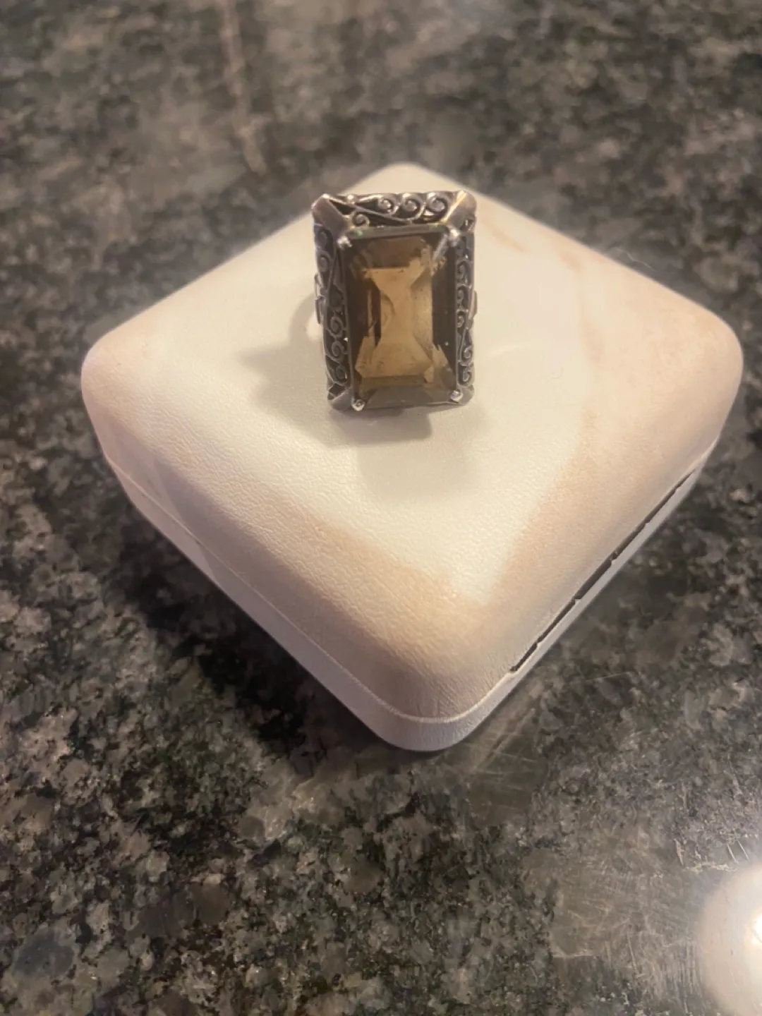 Vintage Smoky Quartz Ring image indicator(5)