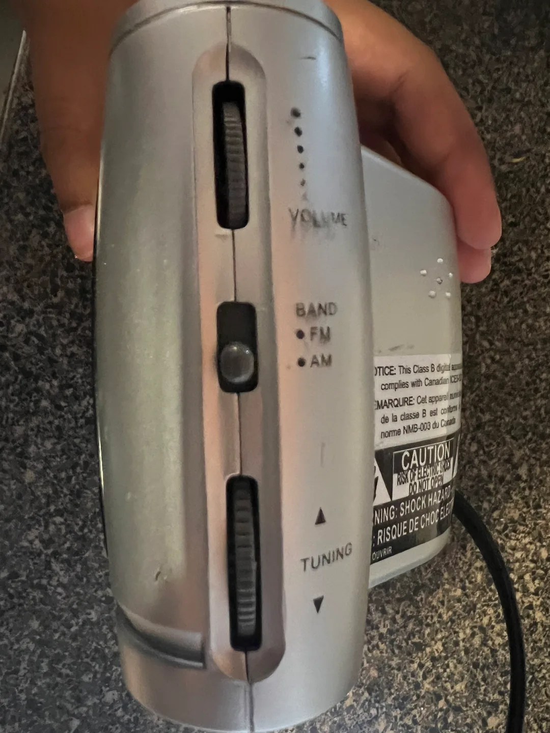 Emerson SmartSet Time Projector Clock Radio image indicator(5)