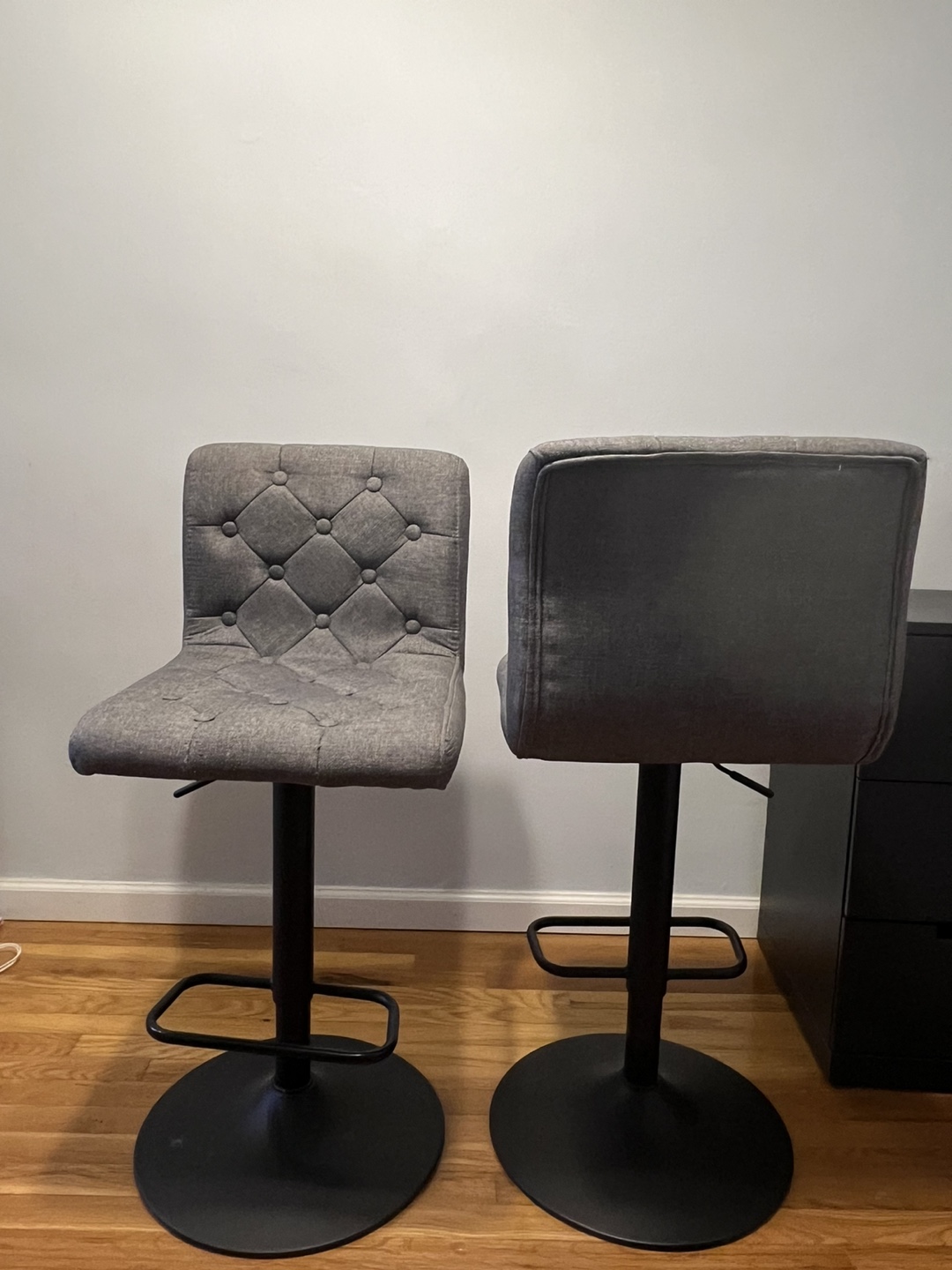 Set of 2 Swivel Bar Stools