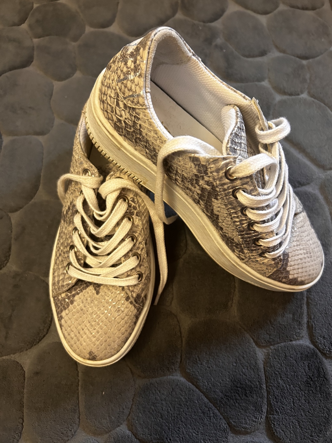 Le Chateau Snake Print Sneakers - photo 2