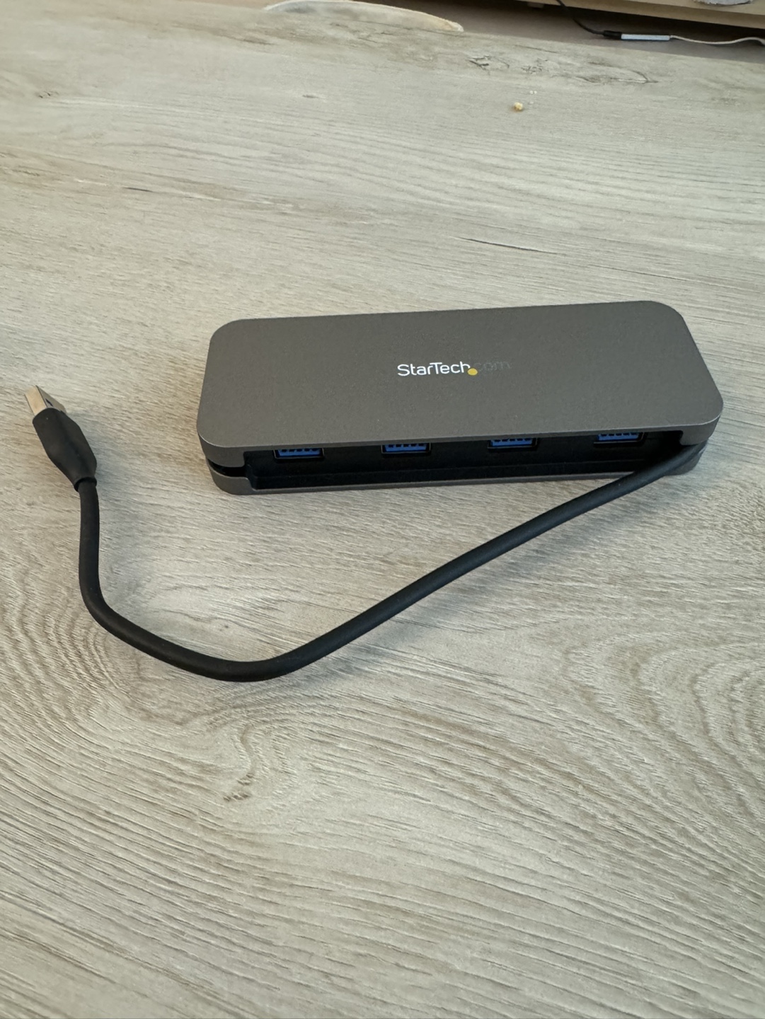New - StarTech 4-Port USB 3.0 Hub (HB30AM4AB) - photo 3