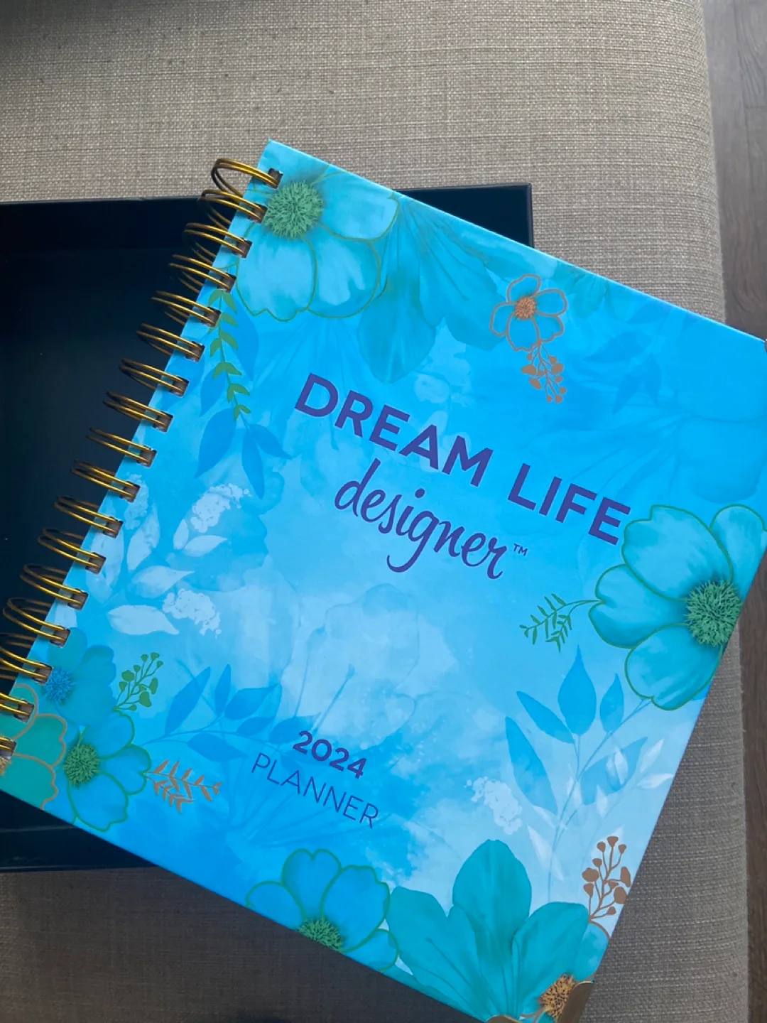 2024 Dream Life Designer Planner thumbnail
