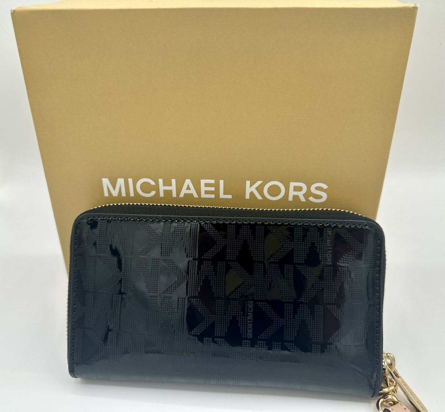 Michael Kors Black Patent Leather Zip Around Wallet - photo 2