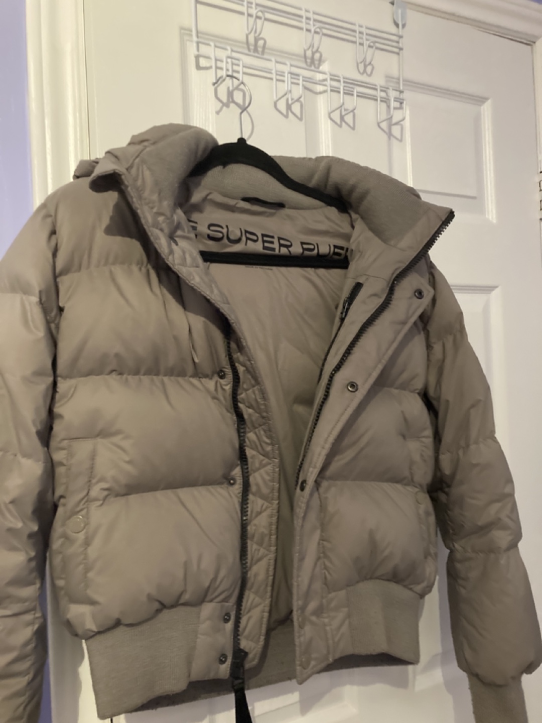 Aritzia Super Puff Bomber Jacket - photo 3
