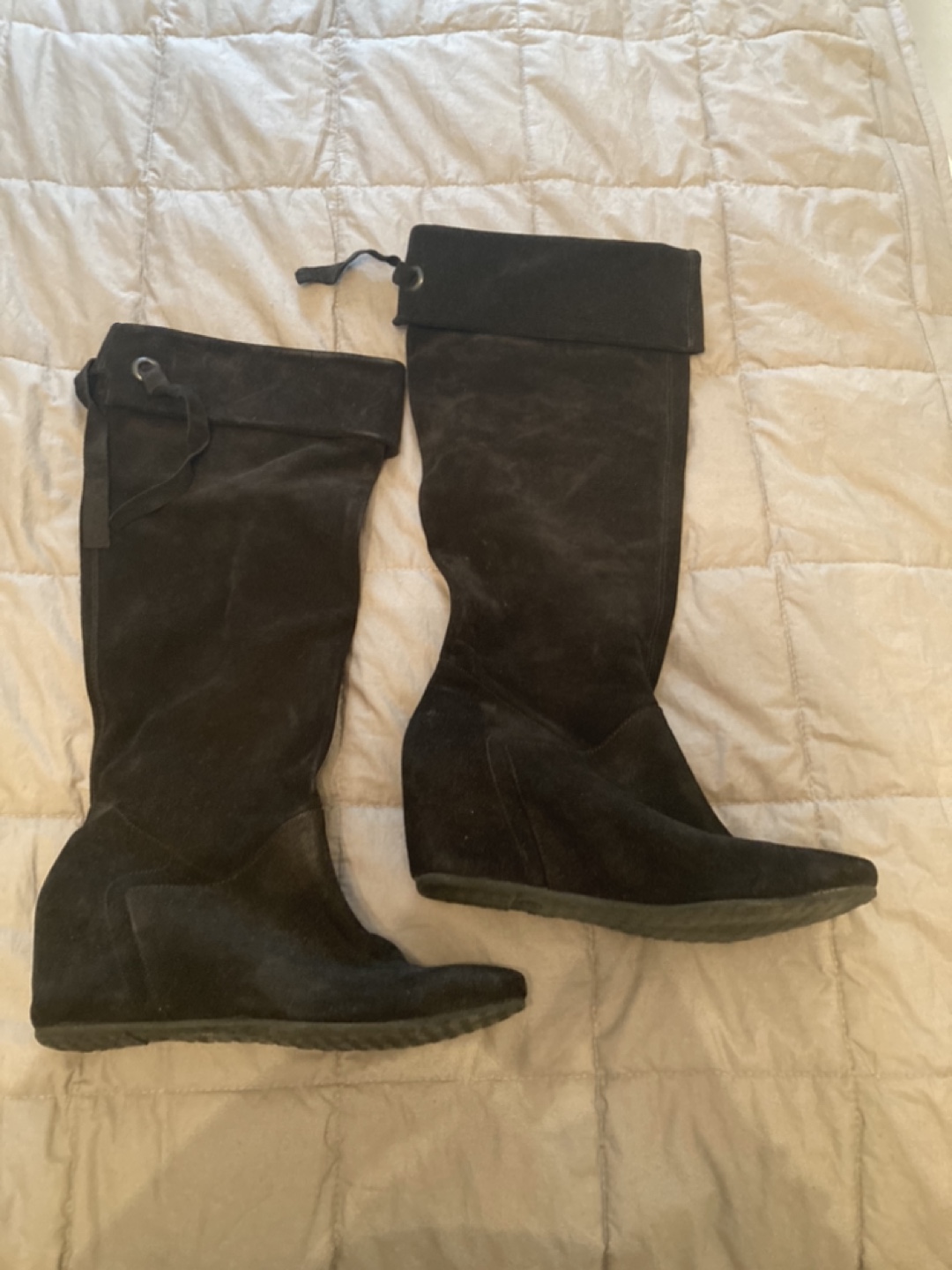 Brown's Shoes Black Suede Knee-High Boots