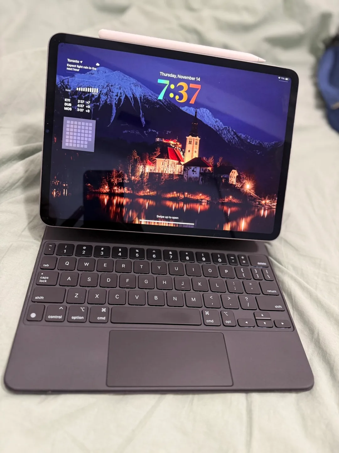 Apple iPad Pro 3rd Gen, 128 GB, Space Gray thumbnail