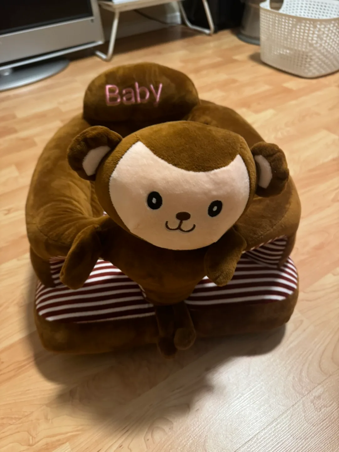 Baby Monkey Sofa Chair
