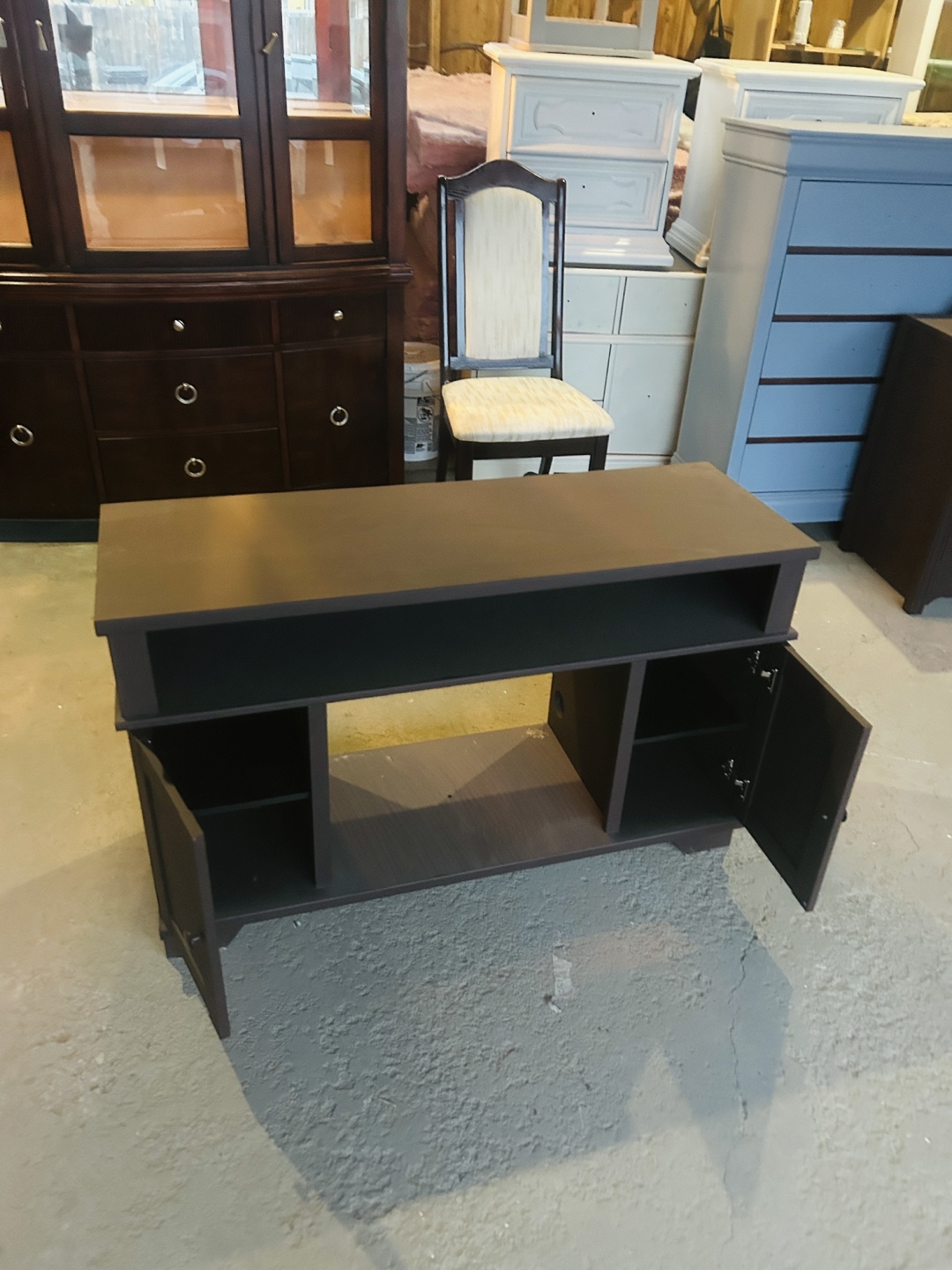 TV Stand - photo 3