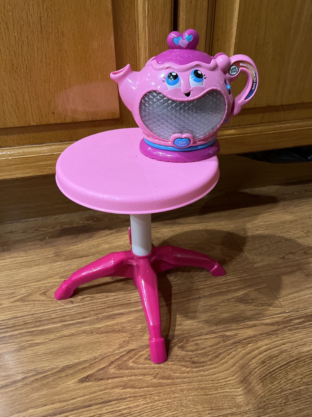 Kids Vanity Set with Mirror - photo 2