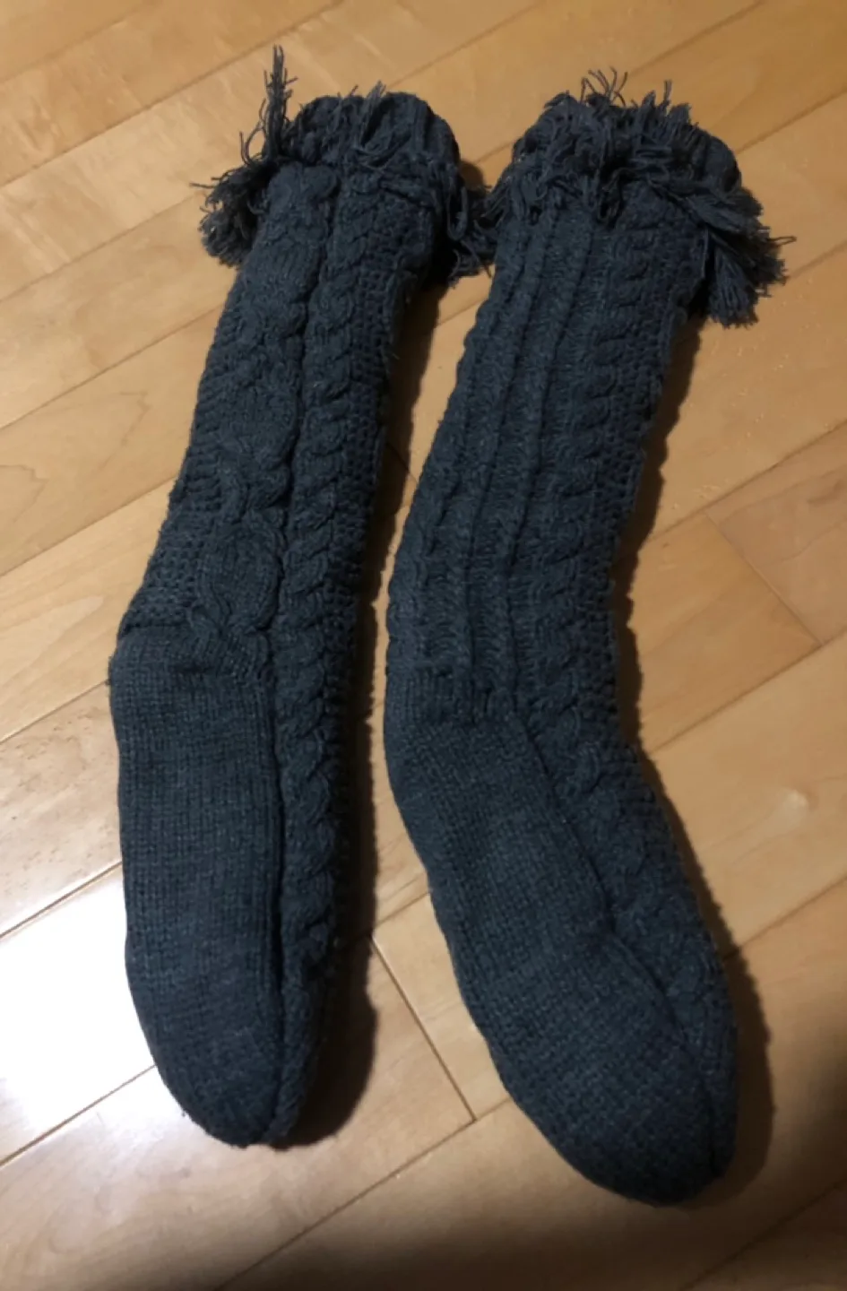 Women's Knitted Reading Socks image indicator(2)