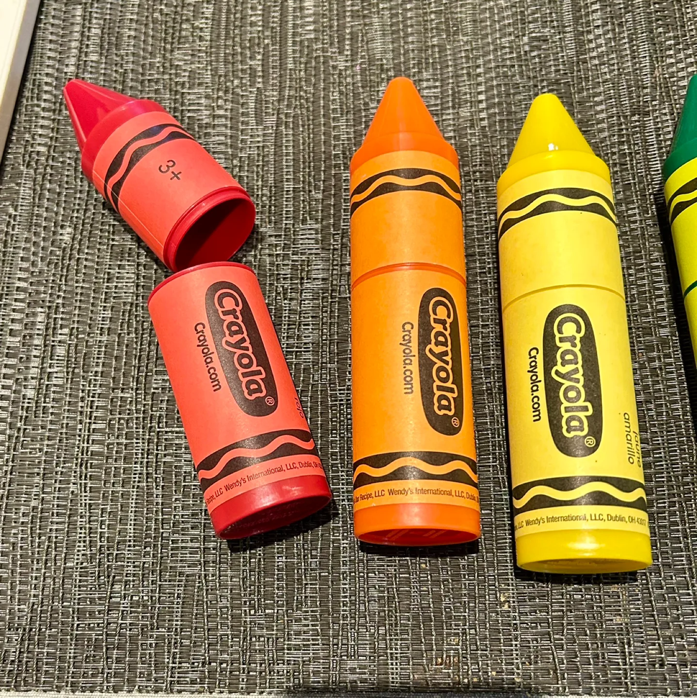 Crayola  Crayons storage- Set of 6 image indicator(2)