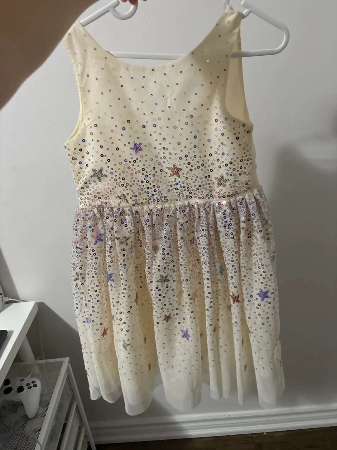 H&M Girls' Sequin Star Dress Size 6 image indicator(3)