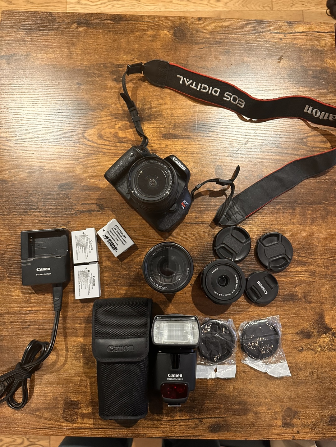 Canon EOS Rebel T6i DSLR Camera Kit