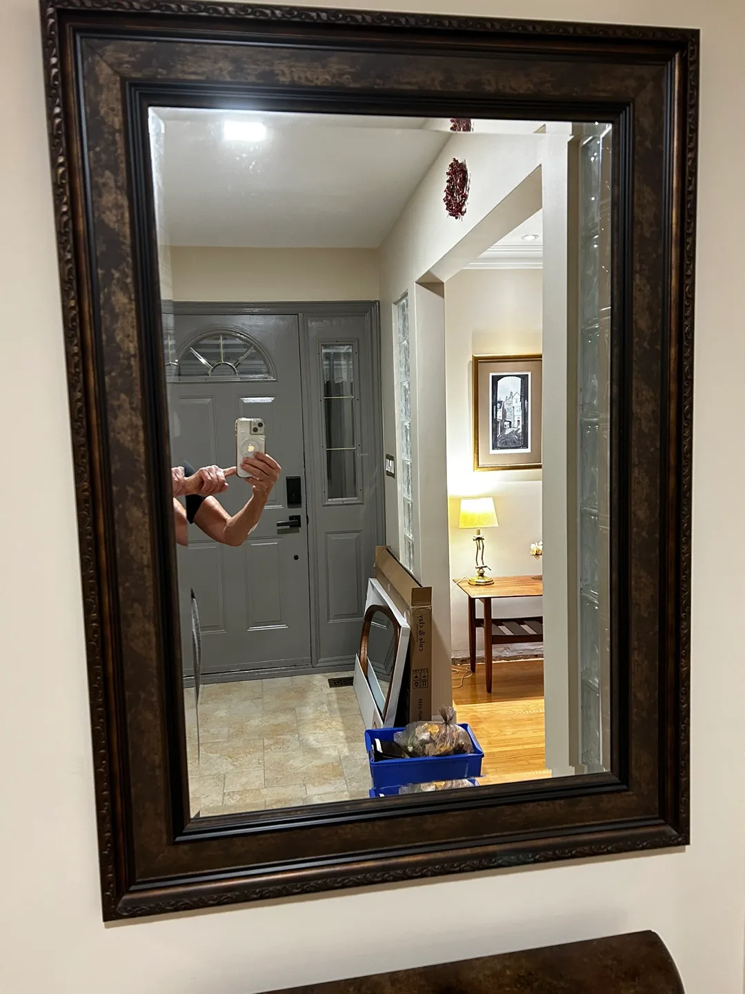 Console table with one drawer with matching mirror image indicator(4)
