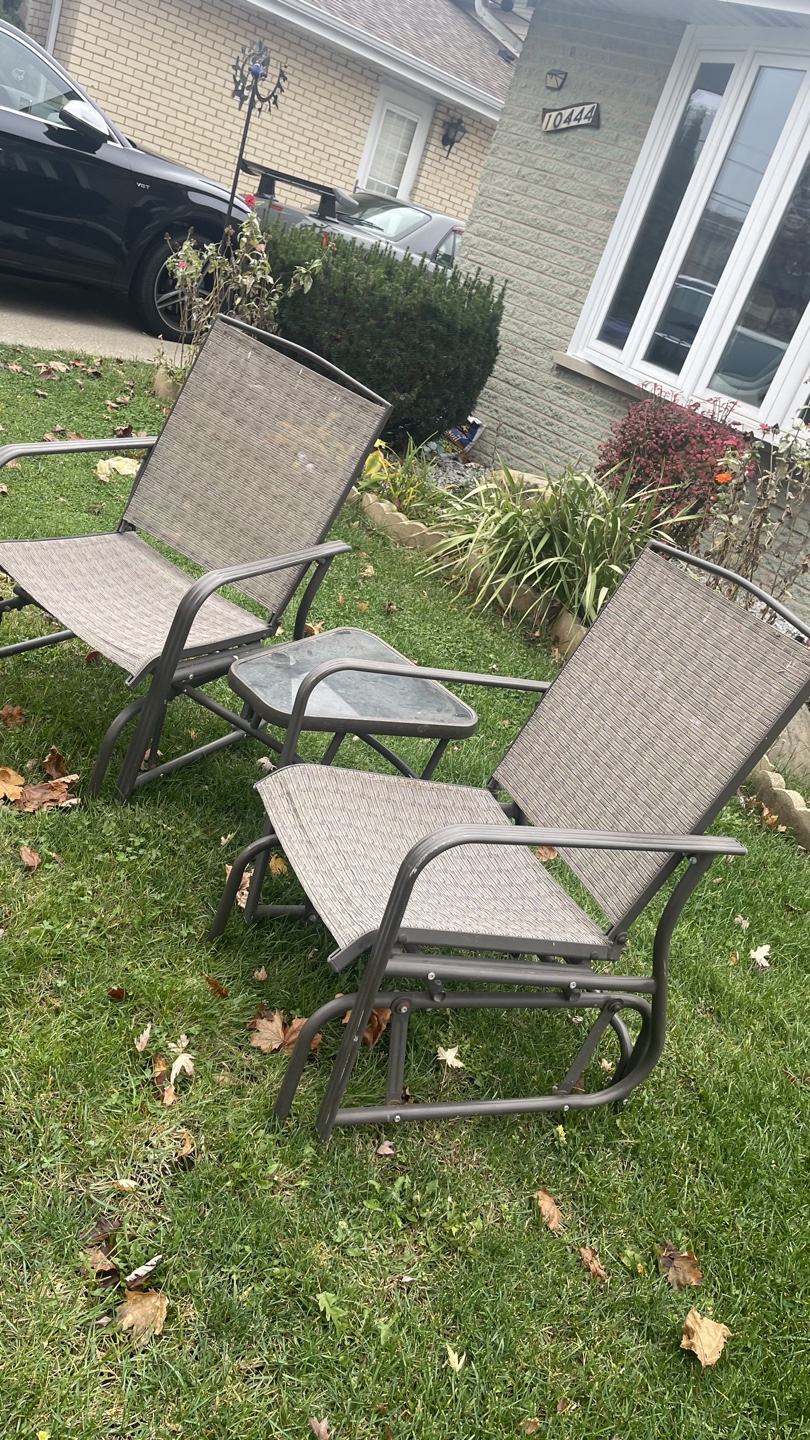 Glider Rocking Chairs with Table