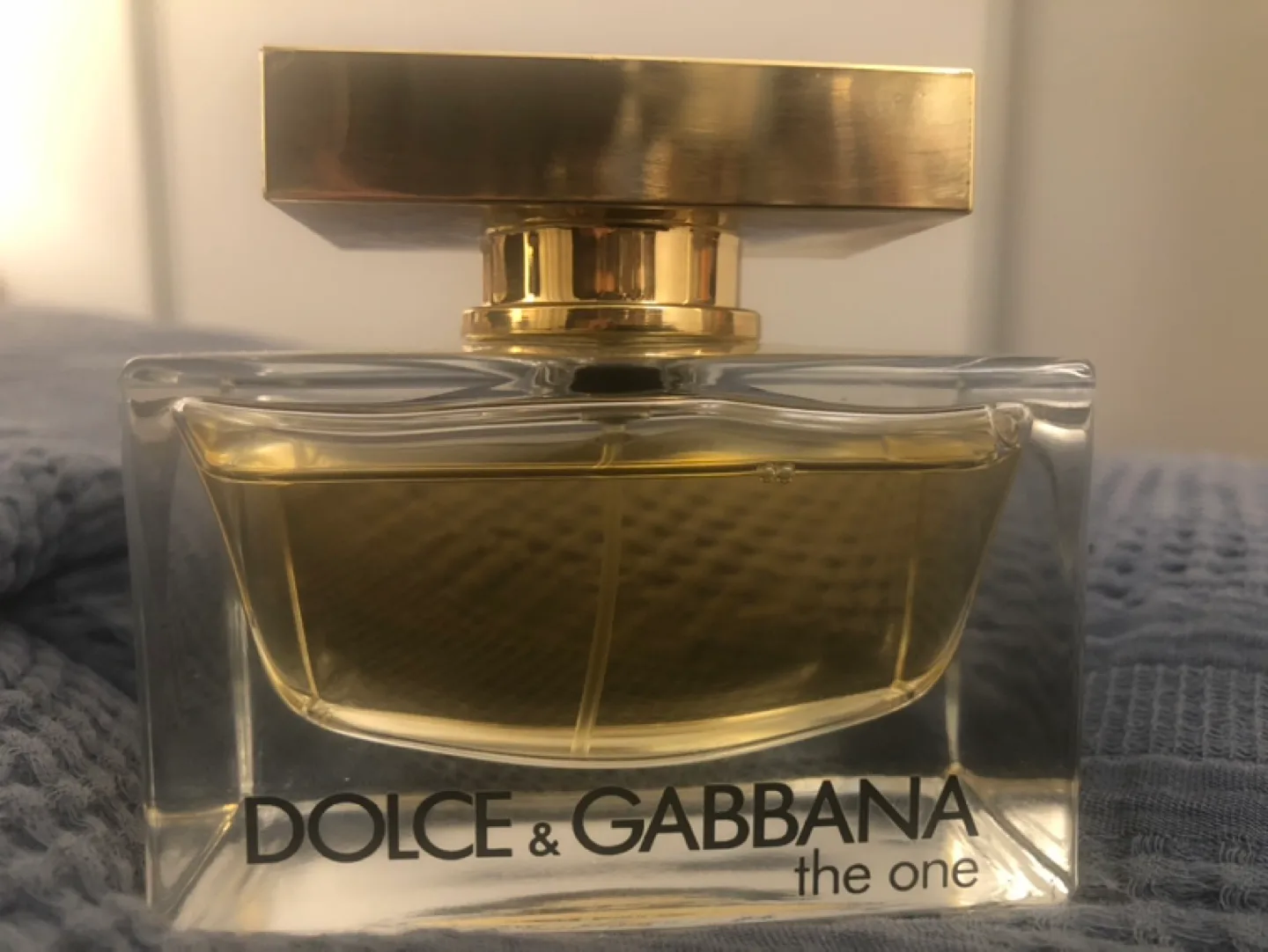 Dolce & Gabbana The One Perfume image indicator(2)