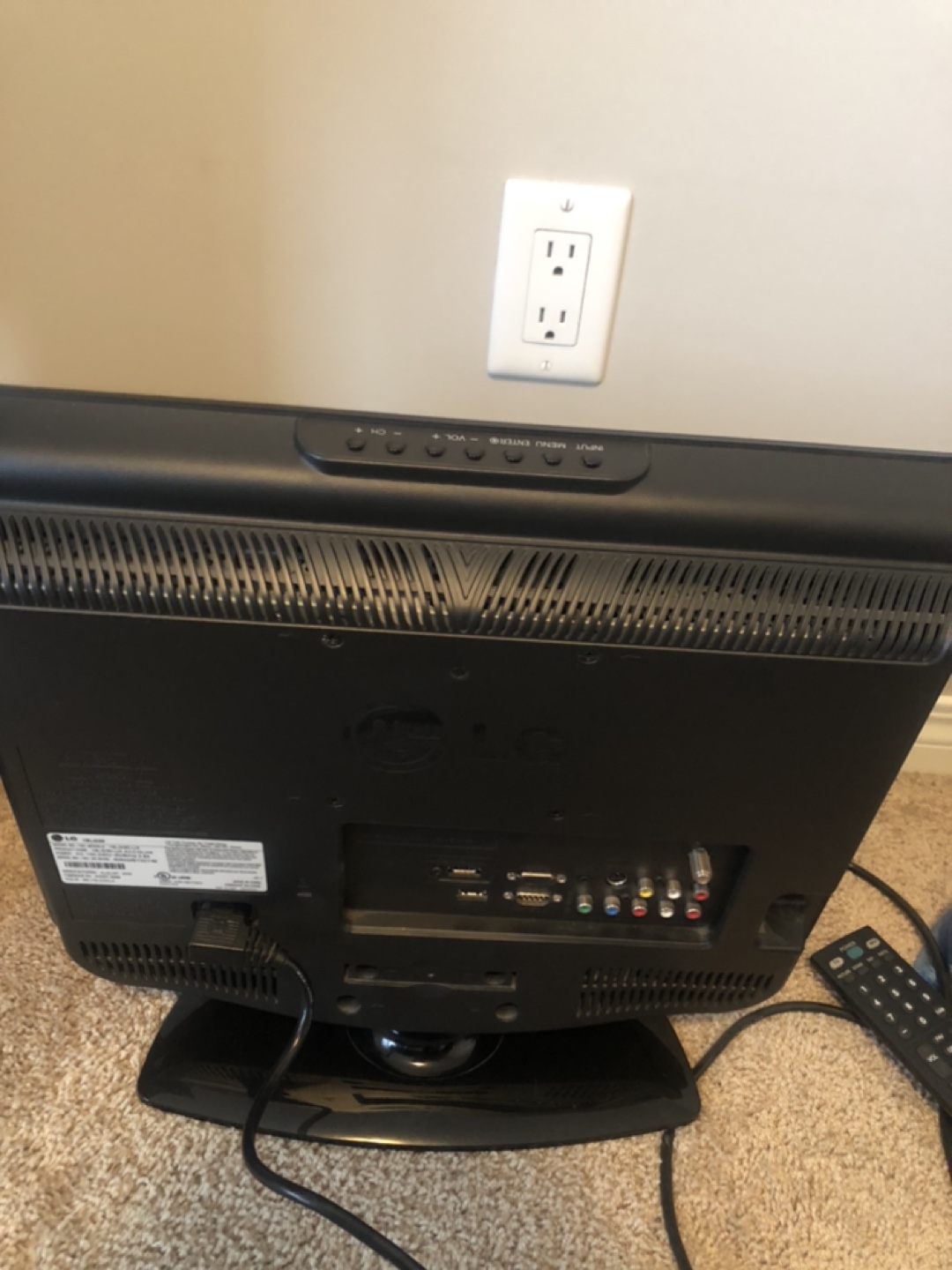 LG 19 inch LCD TV - photo 2