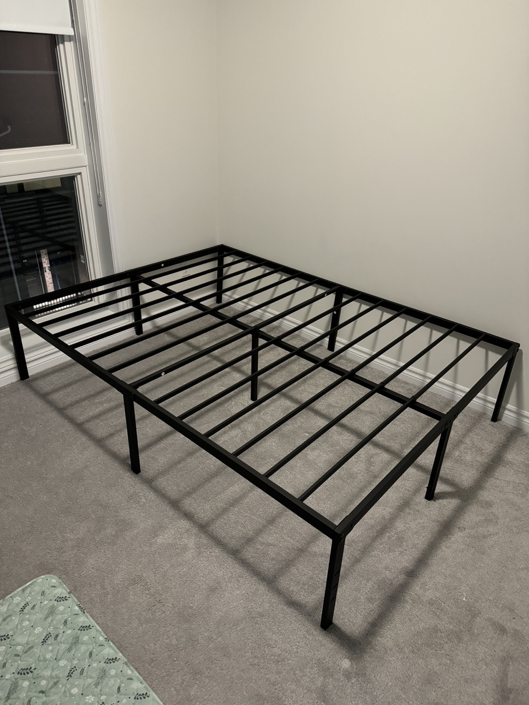 Queen Size Metal Bed Frame - photo 2