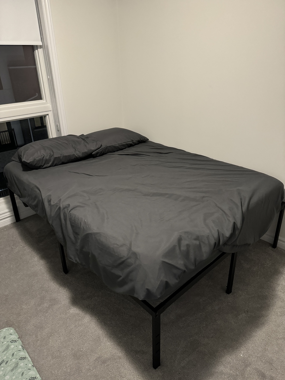 Queen Size Metal Bed Frame - photo 3