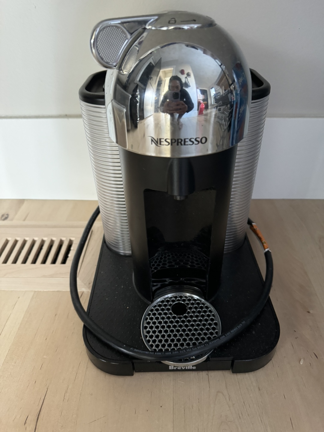 Breville Nespresso Vertuo Coffee Machine - photo 2