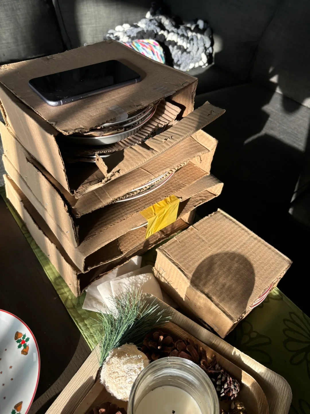 Black Friday Sale! 45 Piece Christmas Dinner Set image indicator(9)