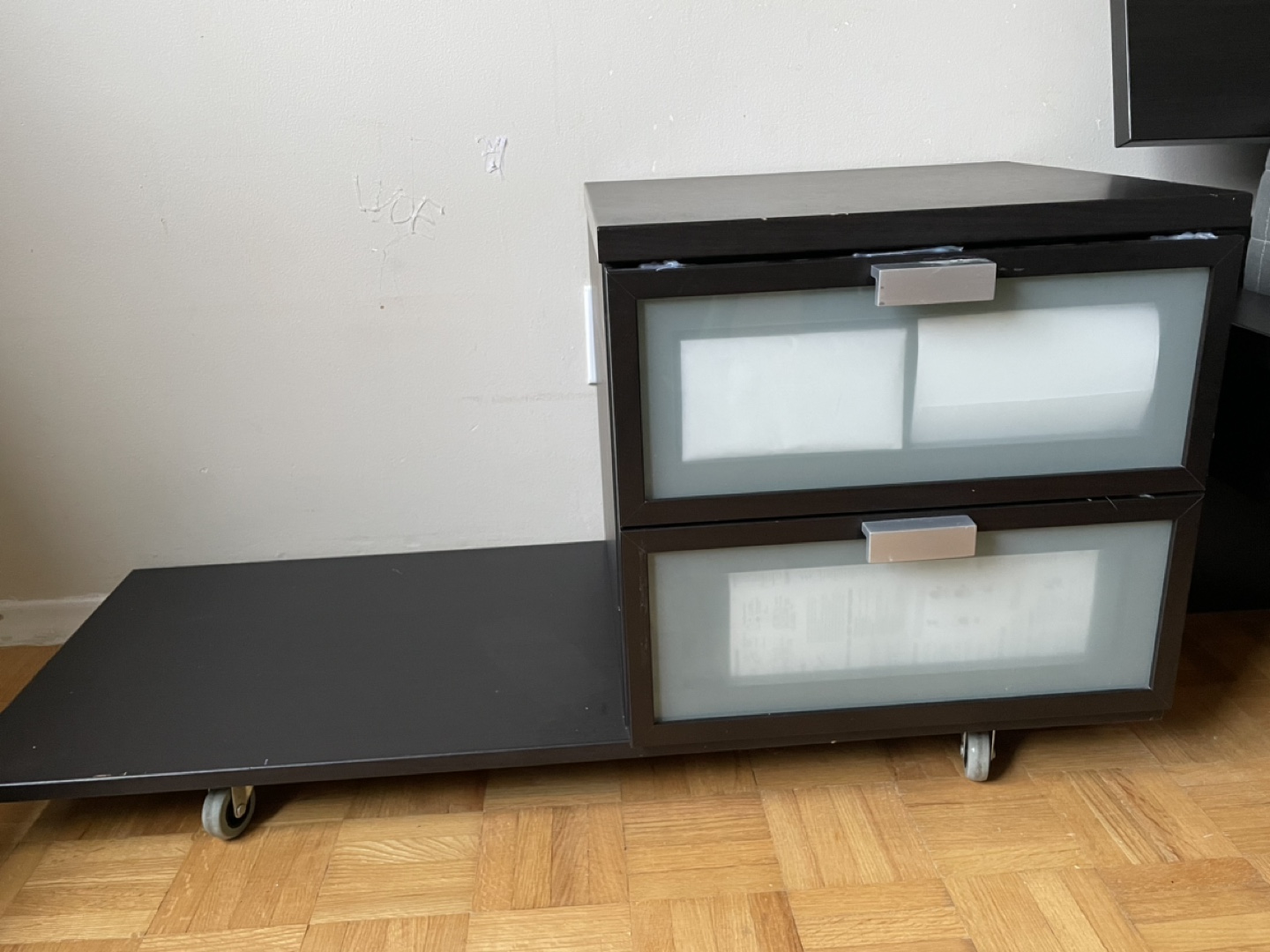 Queen Size Bed Frame with Nightstand - photo 3