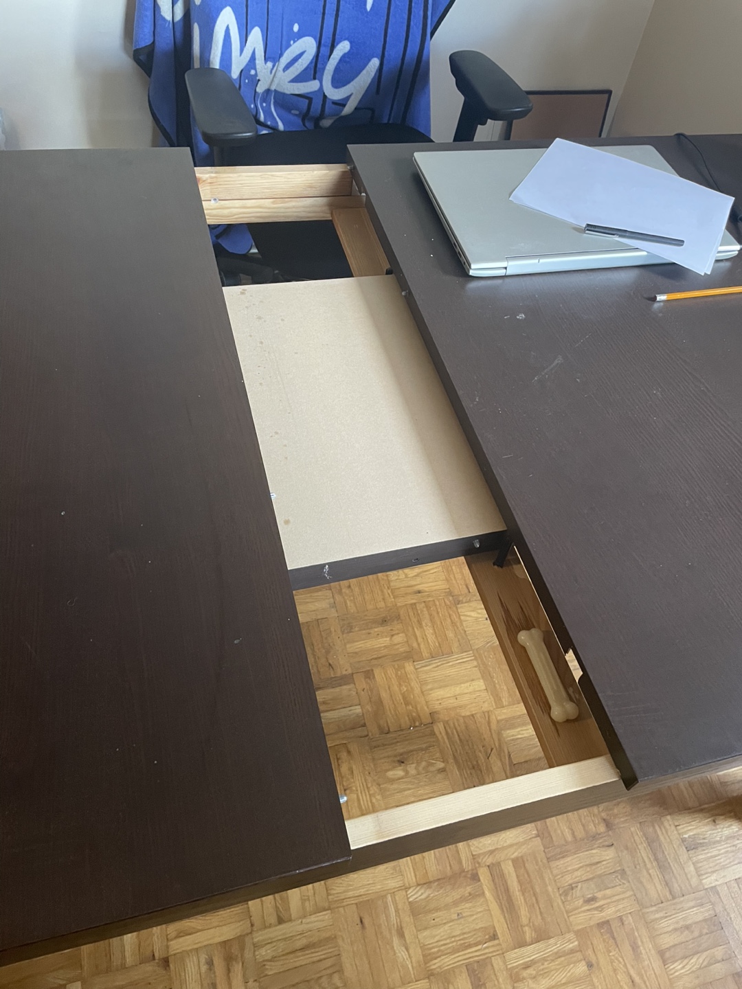 IKEA Extendable Table - photo 3
