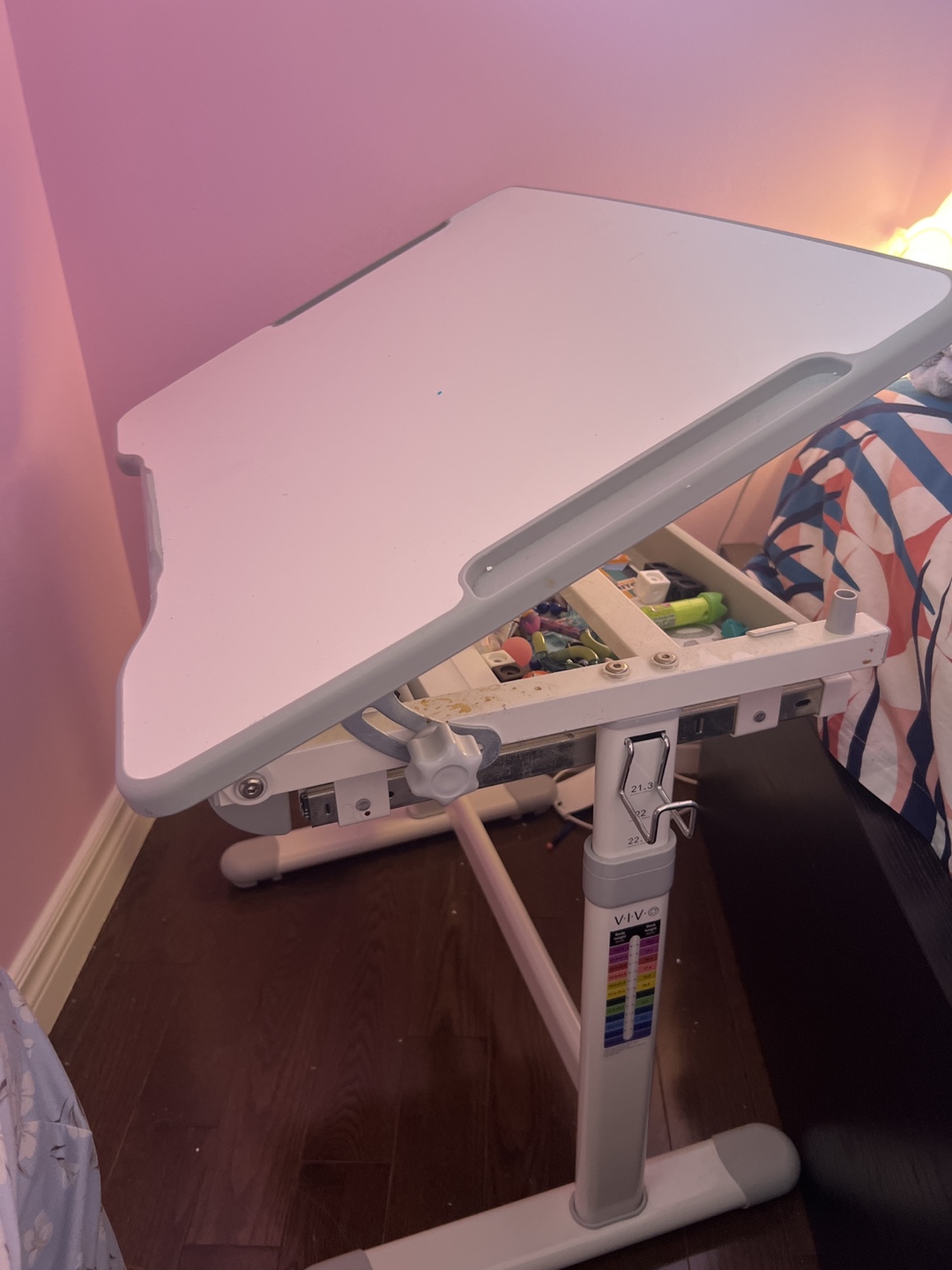 Vivo adjustable kids Desk and Chair - photo 5