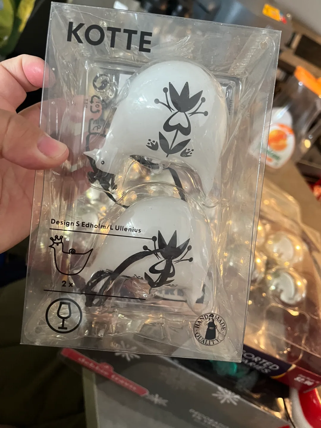 Christmas Ornaments Lights On Garland image indicator(4)